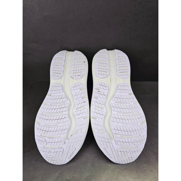 Brooks Women 8.5 Comfy footwear - Picture 3 of 10